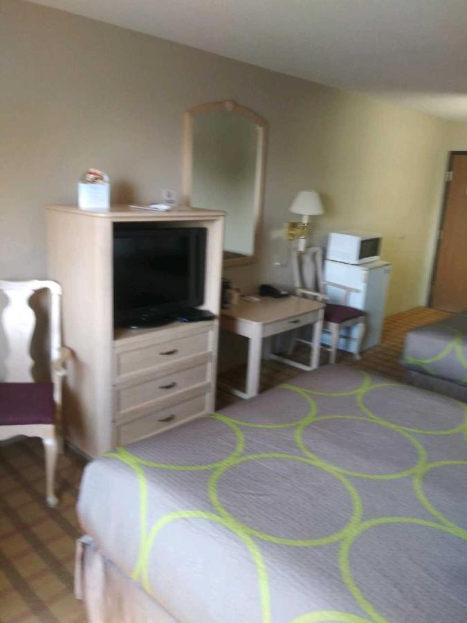 Super 8 By Wyndham Albuquerque West/Coors Blvd Hotell Eksteriør bilde